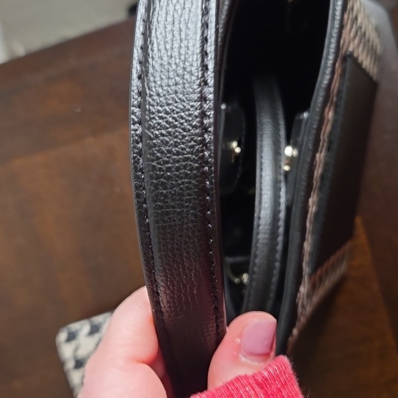 KATE SPADE SET! Blk & White Houndstooth Darcy Bucket Bag and NWT matching Wallet - Picture 7 of 12